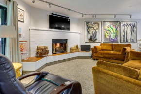 half Mi to Lake Dillon Mtn-View Condo in Frisco Frisco